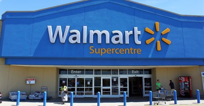Walmart shares dive as e-commerce growth slows