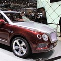 When not tapping into the turbocharged 3.0-liter V6, the Bentayga Hybrid offers 31-mi (50-km) electric-only range (Credit: C.C. Weiss/New Atlas)