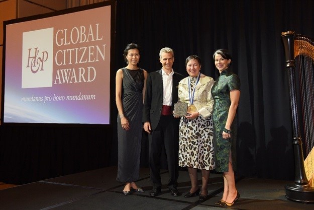 The Henley & Partners Global Citizen Award ceremony with managing partner of Hong Kong, Jennifer Lai; group chairman of Henley & Partners, Dr. Christian H. Kälin; recipient of the 2017 Global Citizen Award, Monique Morrow; and head of group philanthropy and CSR, Paola De Leo.