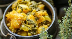 #GreenMondaySA: Spinach and potato hotpot