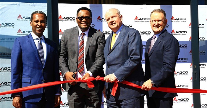 From left to right: Nuradin Osman (AGCO Vice President and General Manager Africa), HE Emmanuel Mwamba (High Commissioner in South Africa - Republic of Zambia), Martin Richenhagen (AGCO, Chairman, President, CEO) and Gary Collar (AGCO Snr Vice President and General Manager, Asia-Pacific and Africa)