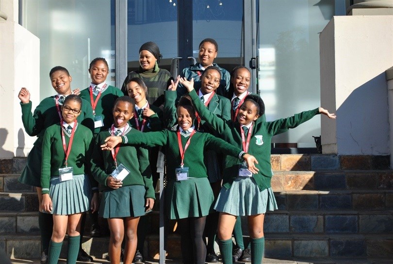 The Phelindaba High School learners and their Life Orientation teacher, Ms Tebogo Mohlala visit Enterprises UP