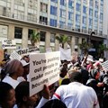 Hundreds of backyarders, informal settlement dwellers and social housing tenants (or former tenants) marched to the provincial Department of Human Settlement on Wednesday. Photo: Thembela Ntongana
