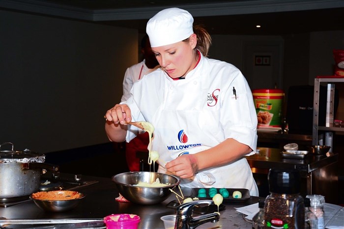 Kayla Kuhlman (27), from Steyns Culinary School, took first prize in the recent Willowton Group Infochef 2018 Competition.