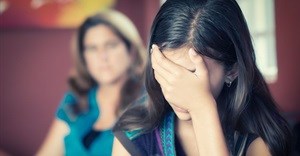 Maternal depression increases likelihood of depression in adolescents