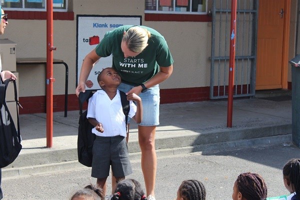 TFG delivers new bags to 1000 learners