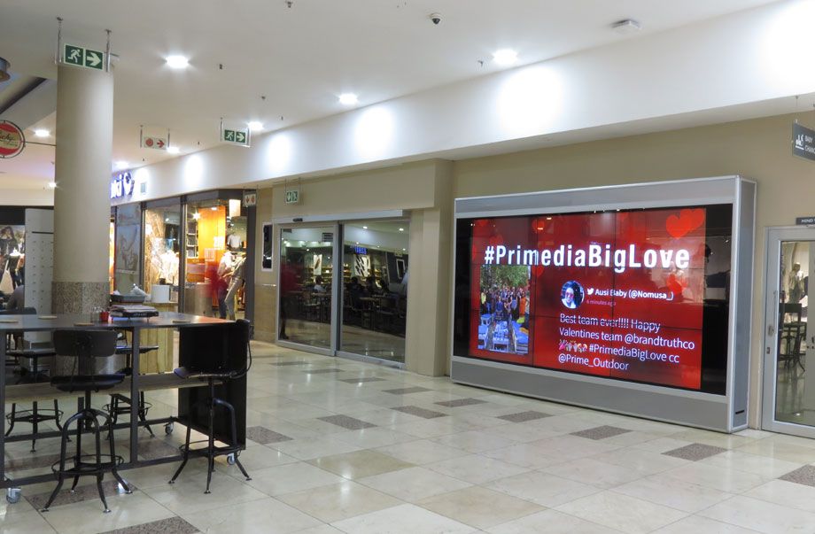 #PrimediaBigLove spreads love with the biggest Valentine's card!