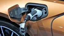 Sharp rise in electric car sales important in slowing pace of global warming