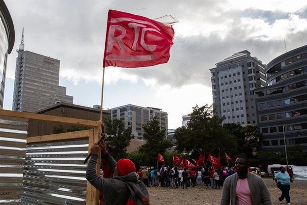 Last year Reclaim the City activists occupied Cape Town city centre’s Site B property because it was bought from the City by GrowthPoint at a price way below market value. Archive photo: Ashraf Hendricks