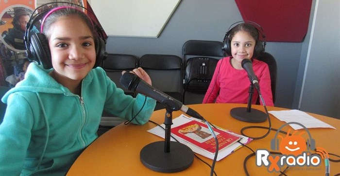 Yusrah and Naseerah Du Toit in the RX Radio studio.