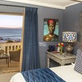 Wake up to the winter West Coast wonder with a stay at Abalone House