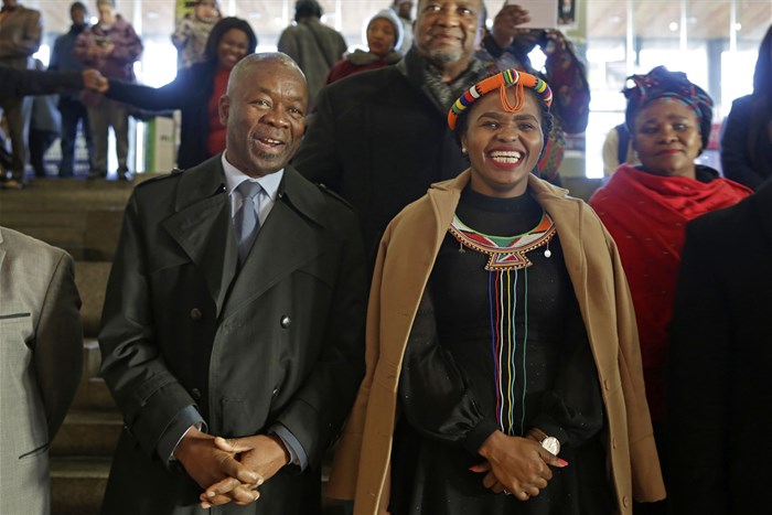 Makhanda Mayor Mzukisi Mpahlwa and Eastern Cape MEC for Sport, Recreation, Arts and Culture, Fezeka Bayeni - © Mark Wessels