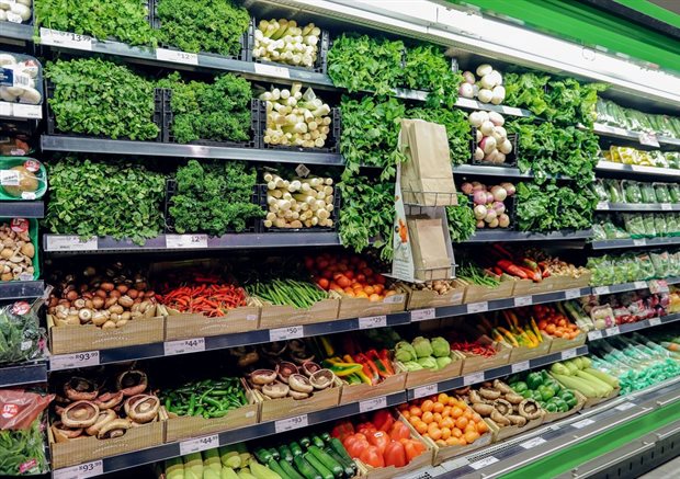 Pick n Pay tests plastic-free fruit and veg section
