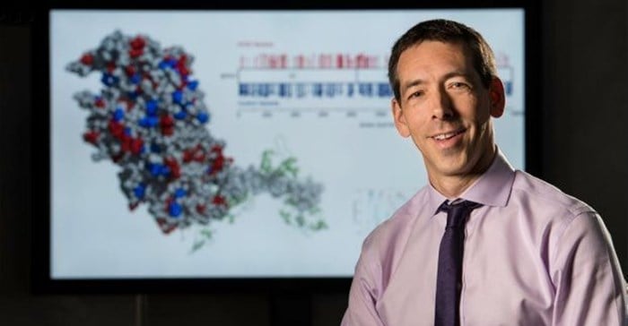Euan Ashley and his collaborators were able to compare tissue from healthy hearts with that of failing hearts, and have discovered how genes network as the heart fails. Photo:<p>Steve Fisch