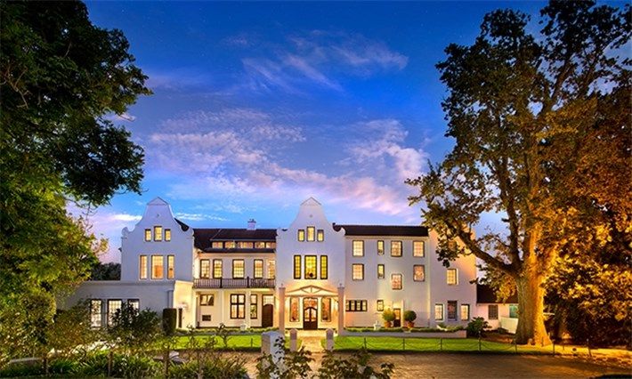 The Cellars-Hohenort: a luxury Cape Town boutique hotel