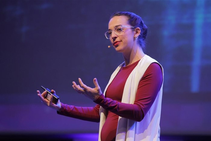 Rachel Sibley delivering this presentation at the SingularityU South Africa 2019 Summit. Image supplied.