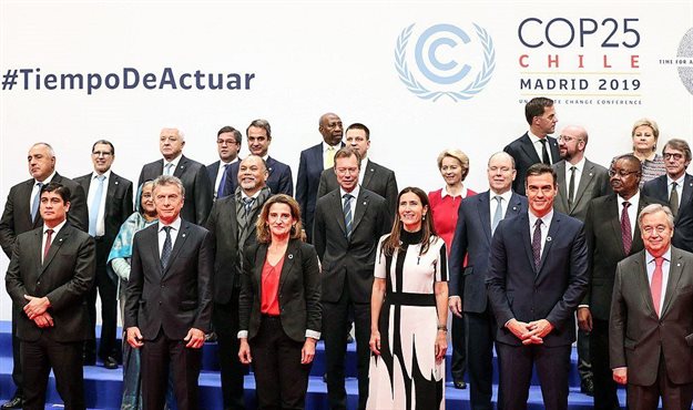 Official group photo of the 2019 United Nations Climate Change Conference by . Image source: ,