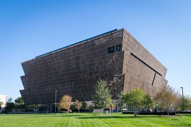 David Adjaye’s Smithsonian National Museum of African American History and Culture in Washington DC. Image by Difference engine, , CC BY-SA 4.0