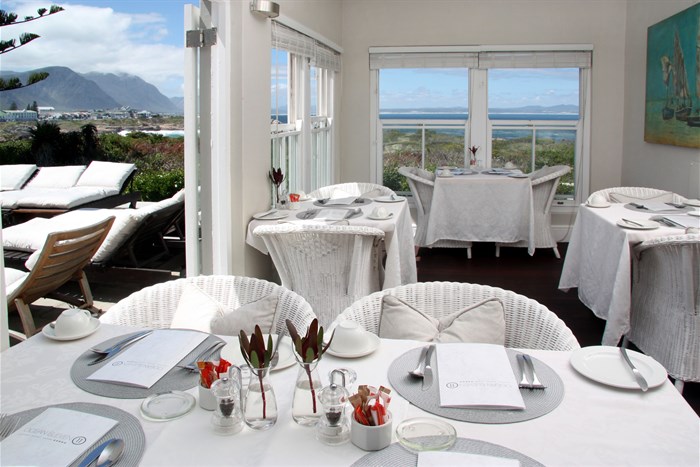 Make Ocean Eleven luxury guesthouse your Hermanus homebase