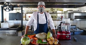 #Covid19: Stellenbosch chefs set up soup kitchen to feed needy communities