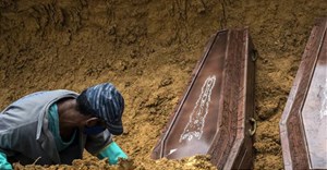 Mass burials in the Brazilian state of Amazonas. Raphael Alves