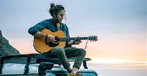 Jeremy Loops signs global deal with Universal Music
