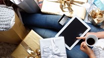 2020 global online holiday sales predicted to grow 30% - Salesforce