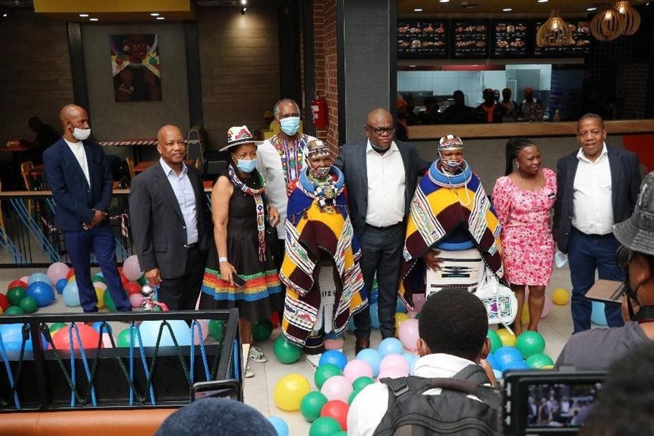 World renowned visual artist Dr Esther Mahlangu brings her artistic flair to a revamped Southgate Mall food court