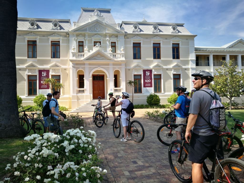 Staycation in Stellenbosch with Adventure Shop cycle tours and at the historical Eendracht Hotel