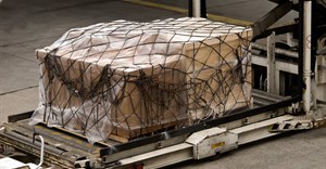 Global air cargo demand drops by 10.6% in 2020