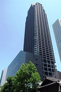 The Kitahama building, the tallest residential tower in Japan, is built with bendable concrete for earthquake resistance. MC681/Wikimedia Commons