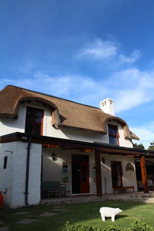Relax and recharge at The Guardian guest house in Hemel-en-Aarde