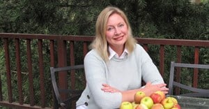 Fruit industry strengthened by new SU Research Chair for Dr Elke Crouch