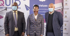 From L-R: Premier Eastern Cape Provincial Government, Honourable Lubabalo Oscar Mabuyane officially; The Minister of Communications and Digital Technologies, Honourable Stella Ndabeni Abrahams (MP) and Craig van Rooyen, Chief Commercial Officer Liquid Intelligent Technologies South Africa