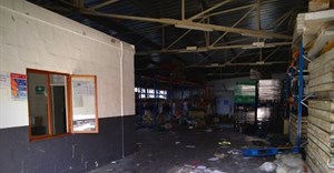 Food supply to 675,000 people cut off after Durban food bank ransacked