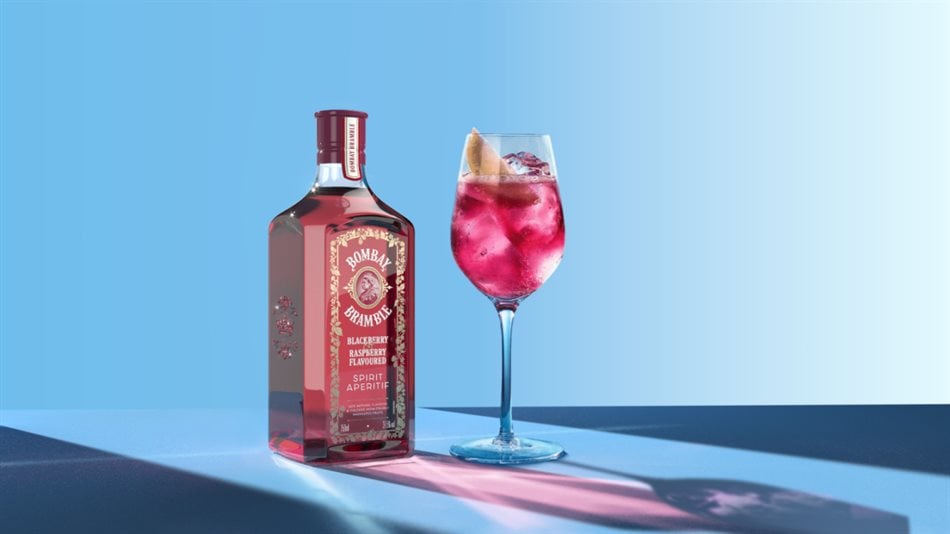 Introducing Bombay Bramble new gin flavour with 100% freshly harvested blackberries and raspberries