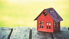 Airbnb launches neighbourhood support line in SA