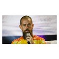 Twitter CEO steps down
