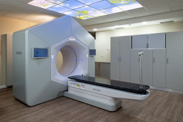 The multi-million-rand, Varian Halcyon™ Linac was installed at the Icon Oncology unit in the heart of the Bloemfontein CBD.