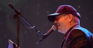 Image supplied: Rainer Jadischke performing his Elton John tribute show
