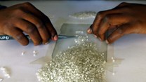 De Beers, Botswana extend diamond sales deal by a year