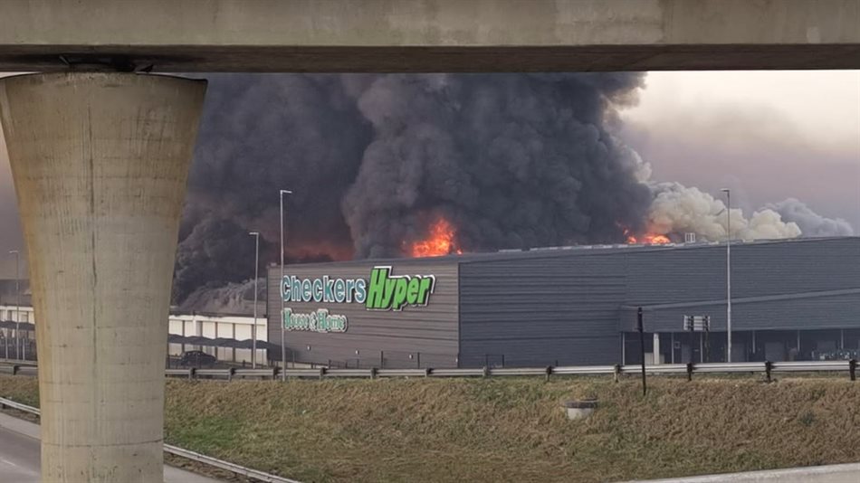 The Brookside Mall on fire during the Pietermaritzburg riots in July 2021