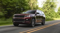 Groundbreaker: The new Grand Cherokee. A new milestone on and off the road