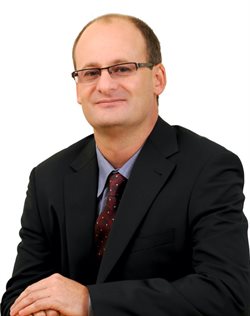 De Wet Bischoff, Africa Operations and Sales Director, Accenture