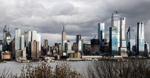 Source: Reuters/Jeenah Moon. A view of the New York City skyline of Manhattan and the Hudson River.