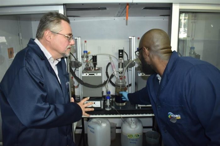 Prof Jochen Petersen and Archippe Manzila in the laboratory at the UCT Department of Chemical Engineering