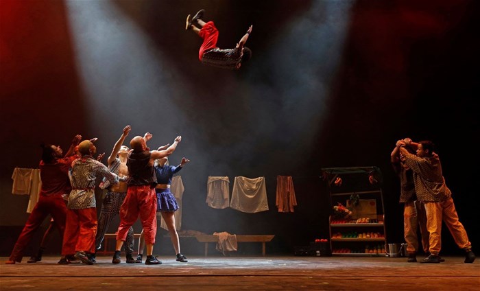 Image by Mark Wessels: The ZipZap Circus perform in Moya at the 2022 National Arts Festival