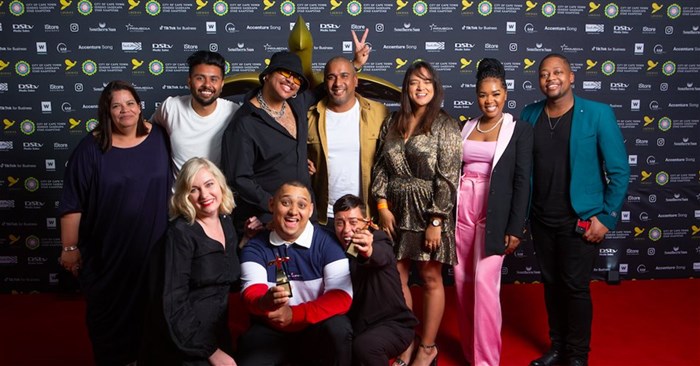 Savanna brand team and Team Liquid members after winning gold at the Loeries for Gugu