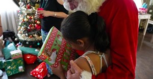 Hot 102.7FM and Hot Cares deliver gifts and joy with Toy Run