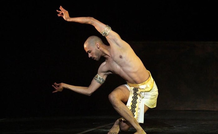 Shaun Oelf from Figure of 8 Dance Collective. Image by Pat Bromilow-Downing